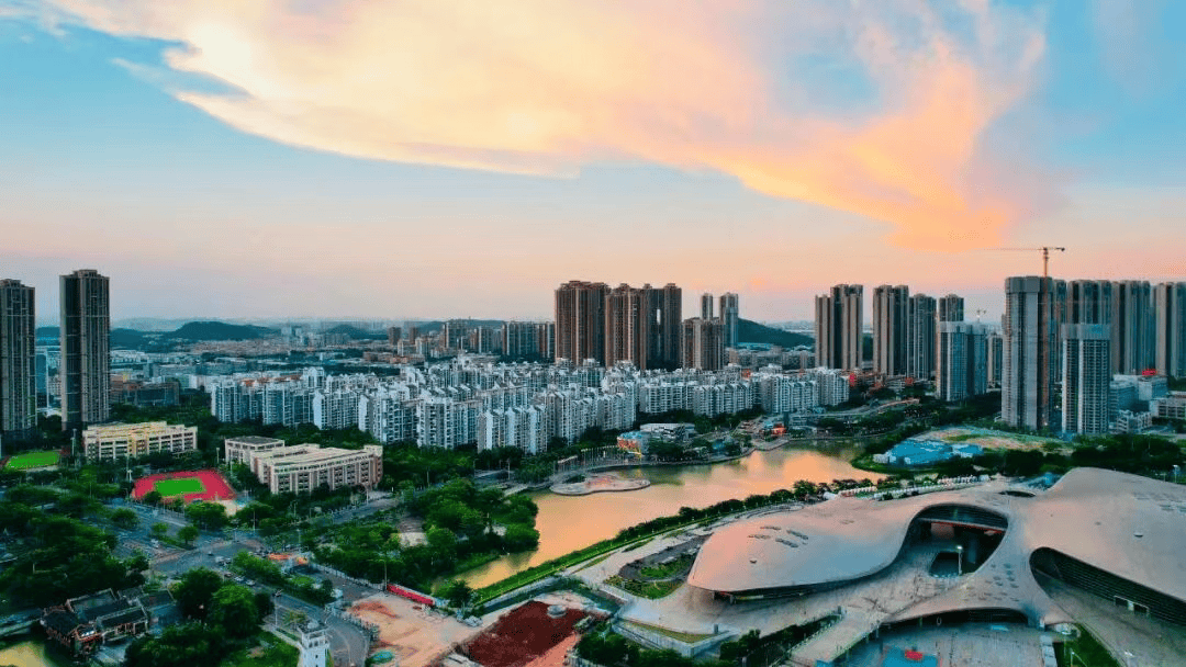 证-最新价格-户型图-容积率-楼盘详情 @202619售楼处✦Ai热搜冰球突破平台中海天幕湾售楼处电话丨首页网站中海天幕湾营销中心欢迎您-认(图12)